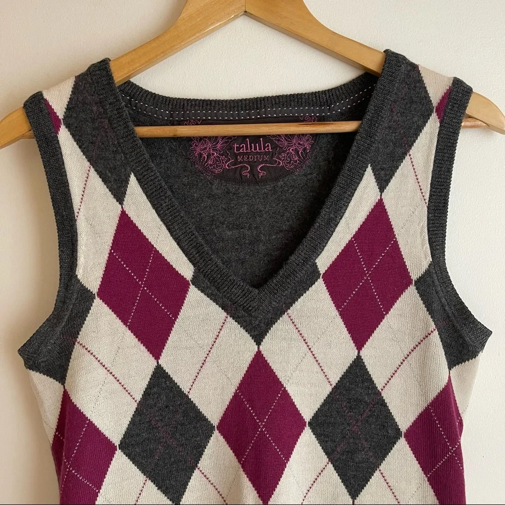 Talula Argyle Long Line Sweater Vest Grey, Cream, Purple Size Medium - Picture 4 of 6